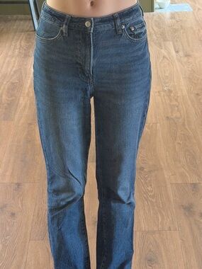 H&M Vintage Mom Jeans – Ultra High Waist – Size US 4 / EUR 36